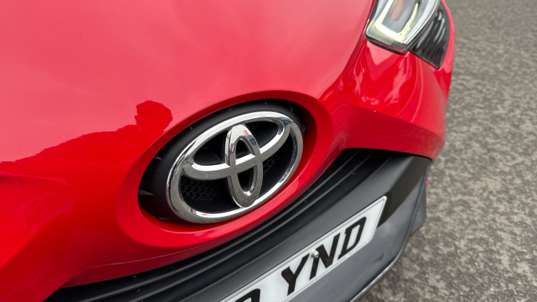 Toyota Aygo 1.0 VVT-i X-Play 5dr Petrol Hatchback